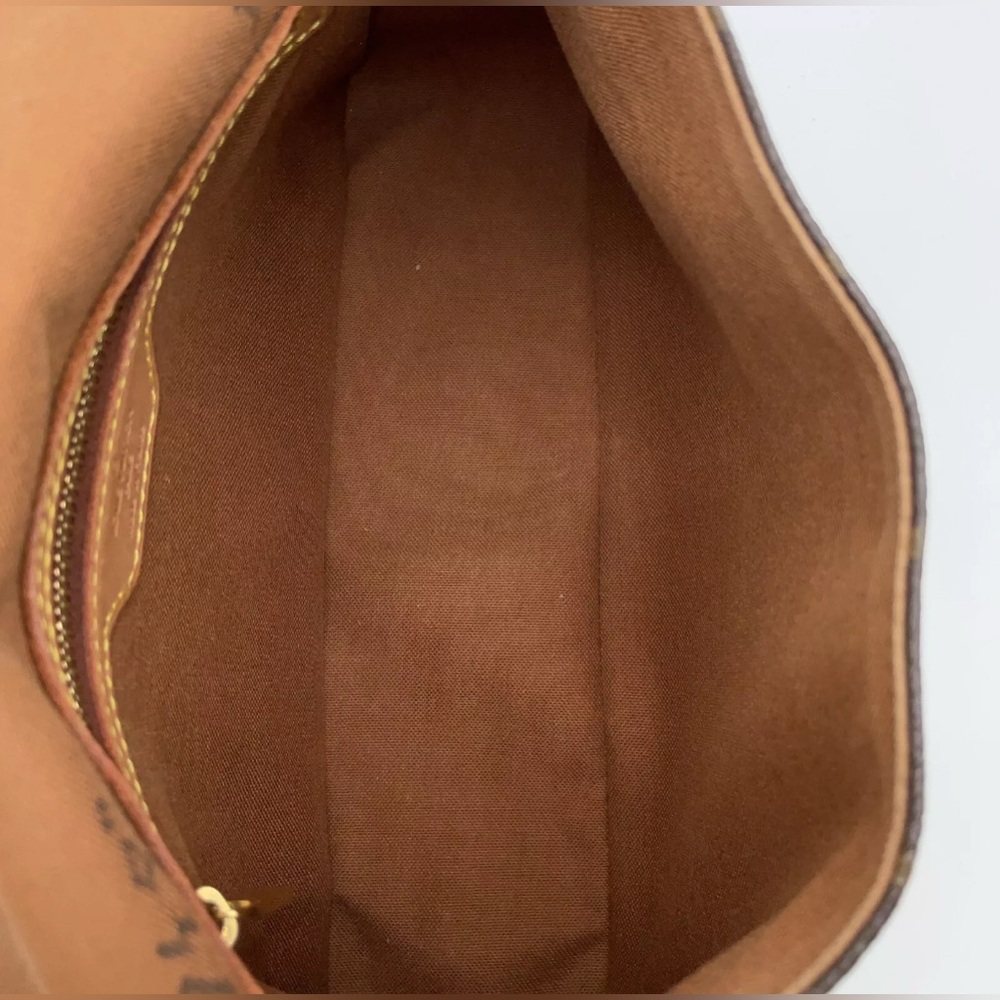 Louis Vuitton Mini Looping Shoulder
Bag (with Box) - Picture 14 of 16